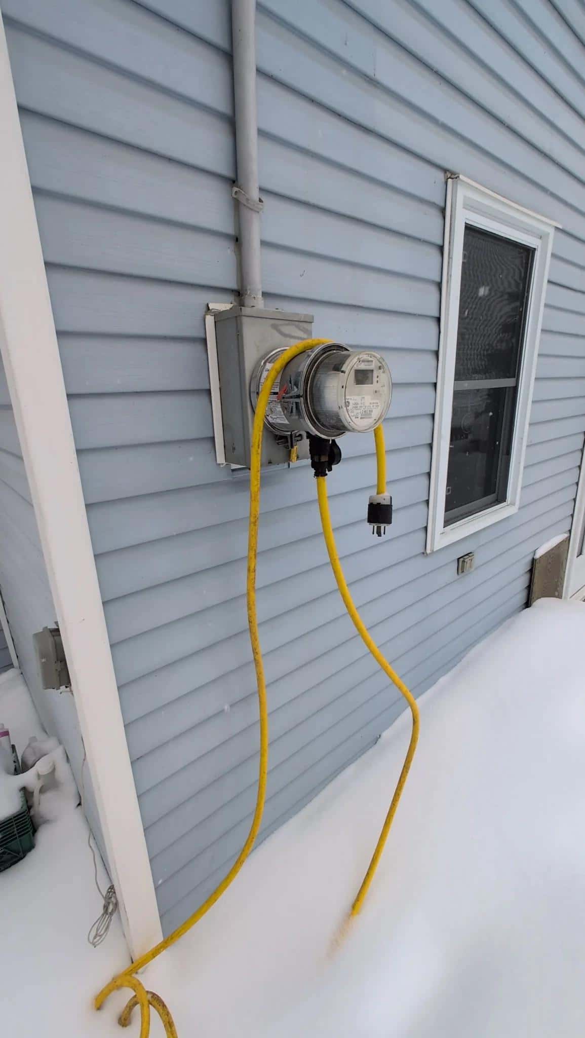 Generator Maintenance: How to Keep Your Backup Power Ready Year-Round - Remarkable Electric blog